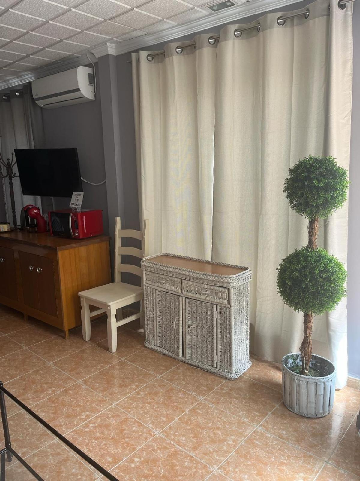 Acogedor Alojamiento Apartamento Membrilla Exterior foto